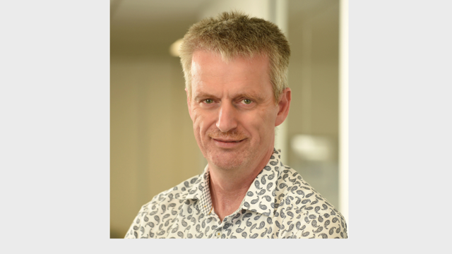 Simon Townsend Headshot